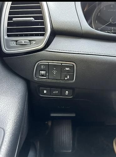 Hyundai Grandeur: 2019 г., 2.4 л, Автомат, Бензин, Седан — 4