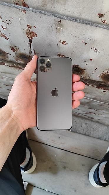 poco x8 pro: IPhone 11 Pro Max, Б/у, 256 ГБ, Space Gray, Чехол, 100 % — 1