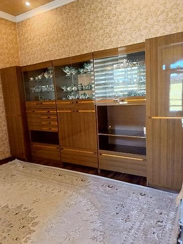стенка для посуды в зал: Стенка-шкаф, Тип стенки-шкафа: Модульная, Для зала, Особенности: Для хранения посуды — 4
