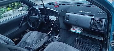 Унаа сатуу: Volkswagen Passat Variant: 1992 г., 1.8 л, Кол менен иштөөчү, Бензин, Универсал — 4