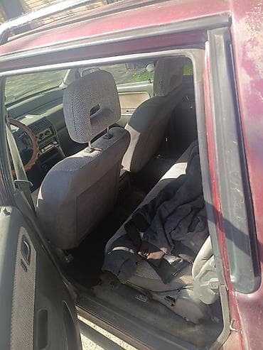 сму геология: Mitsubishi Space Wagon: 1993 г., 2 л, Ручные, Универсал — 5