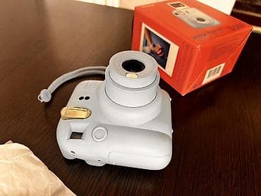 чоор фото: Fujifilm Instax mini 12 — мгновенная камера в цвете Pastel Blue — 2
