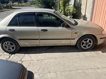 Унаа сатуу: Mazda 323: 1999 г., Седан — 1