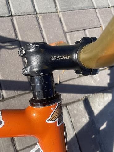 Книги и журналы: Шоссейный велосипед, Tsunami, Рама L (172 - 185 см), Б/у — 2