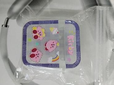 Чехол для зарядного футляра наушников с дизайном Kirby. -