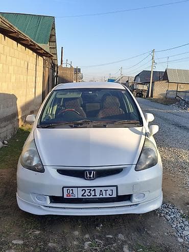 Honda Fit: 2004 г., 1.3 л, Вариатор, Бензин, Универсал