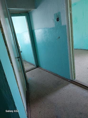 дома на продажу бишкек: 1 комната, 34 м², 106 серия улучшенная, 3 этаж, Старый ремонт — 4