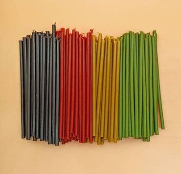 Восковые свечи №140. Россия. Длина 15см. Диаметр 5мм . Время горения