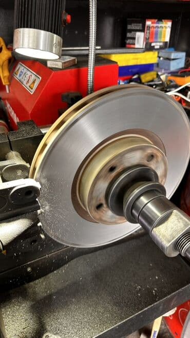 успокоители тормозных колодок: Ремонт деталей автомобиля — 3