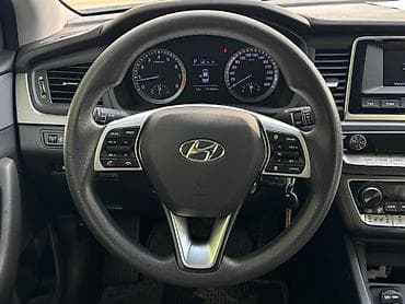 Продажа авто: Hyundai Sonata: 2023 г., 2 л, Автомат, Газ, Седан — 3