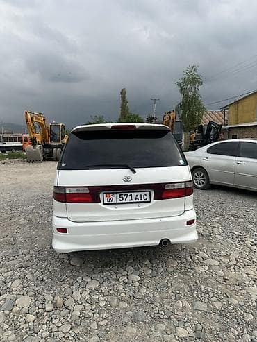 Транспорт: Toyota Estima: 2001 г., Минивэн — 4