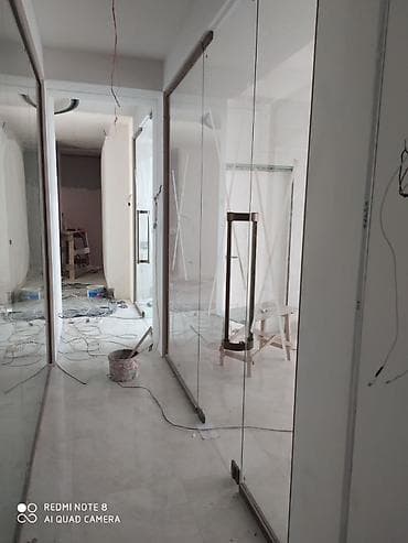 матовое стекло: Цельностеклянные перегородки и двери для офиса/коммерческих помещений — 1