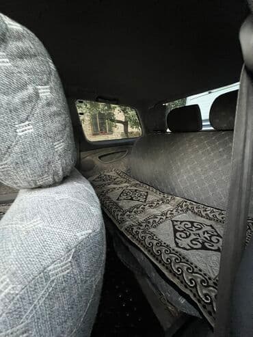 домкрат гидравлический для вытяжки авто: Toyota Estima: 2003 г., 2.3 л, Автомат, Газ — 2