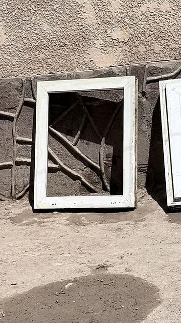 рамки перевертыш: ПВХ створки и рамы окон/фрамуг, белые. Состав: - Несколько створок со — 2