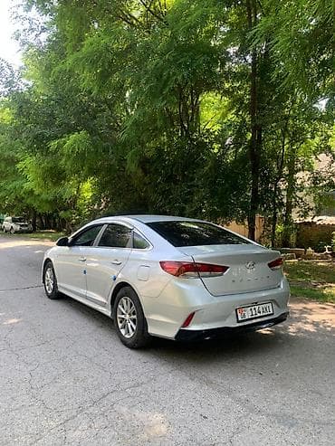 машина golf: Hyundai Sonata: 2018 г., 2 л, Автомат, Газ, Седан — 9