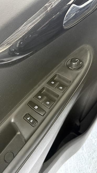 Chevrolet Spark: 2019 г., 1 л, Автомат, Бензин, Хэтчбэк — 6
