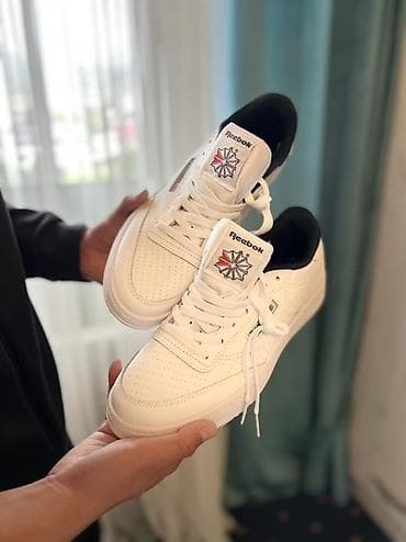 Мужские кроссовки, 42, Reebok, Новый, цвет - Белый, Бесплатная доставка at lalafo.kg Мужские кроссовки, 42, Reebok, Новый, цвет - Белый, Бесплатная доставка
