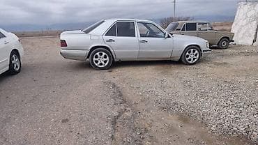 печка е34: Mercedes-Benz W124: 1993 г., 2 л, Механика, Бензин, Седан — 4