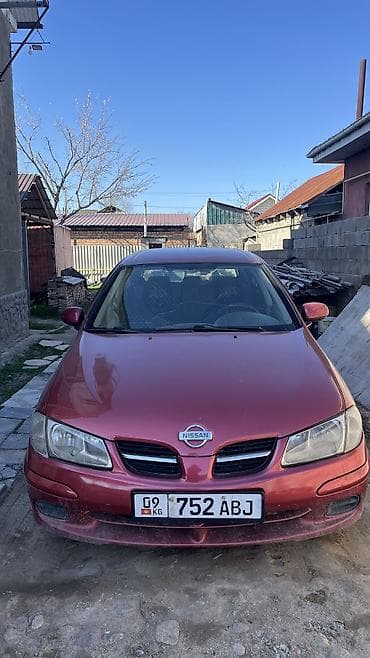 Nissan Almera: 2001 г., 1.5 л, Бензин, Хэтчбэк