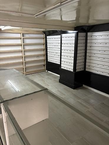 аренда лента: Сдается в аренду торговое помещение с готовым оснащением — 3