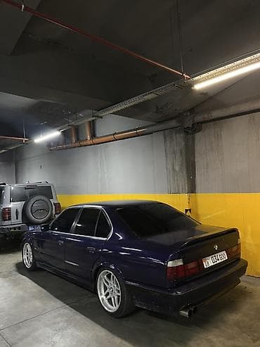 BMW 5 series: 1992 г., Кол менен иштөөчү, Бензин, Седан