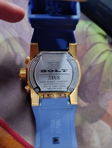 короны: Invicta Reserve Bolt Zeus, модель 25209 - Швейцарский кварцевый — 4