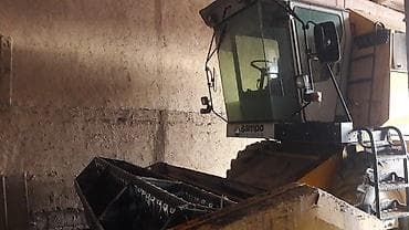 лампа бу: Конбайн зерновой Sampo. 2001 год состояние отличное один хозяин — 4