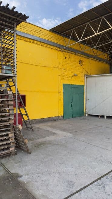 Сдам складские помещенияв в селе Маевка. Имеется в наличии 3 склада