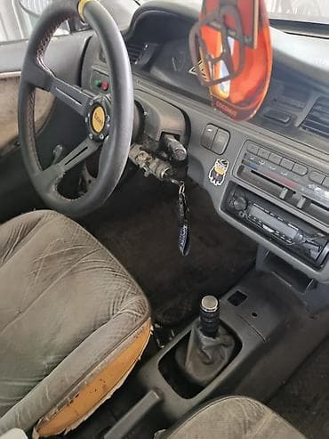 honda civic 1995: Honda Civic: 1993 г., 1.5 л, Механика, Бензин, Седан — 4