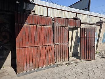 Распашные ворота: Металлические распашные ворота с калиткой - Материал: стальной лист с — 5