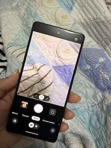 Google Pixel 7, Б/у, 128 ГБ, цвет - Черный, 1 SIM, eSIM