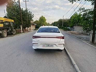 элэктро мобиль: BYD E3: 2020 г., Автомат, Электромобиль, Седан — 4