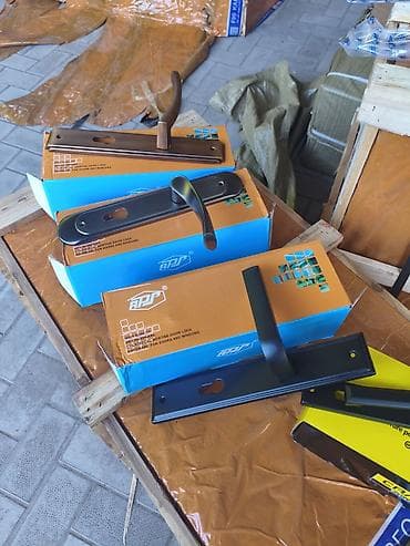 ручки для мебели: Дверная ручка, Для входных дверей, Металлические, Без установки, Новый — 1