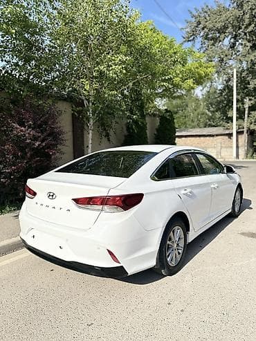 Продажа авто: Hyundai Sonata: 2020 г., 2 л, Автомат, Газ, Седан — 5