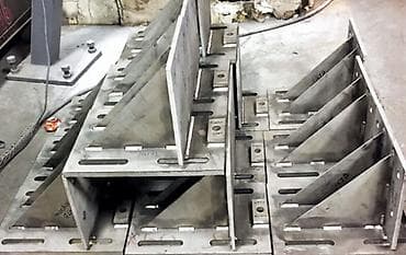 Генераторы: Стальные монтажные кронштейны/опорные уголки для несущих конструкций — 1