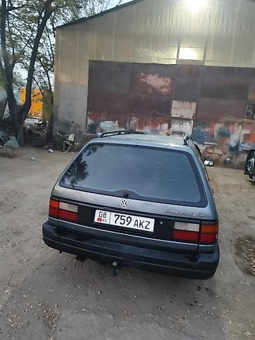 fix jixf: Volkswagen Passat Variant: 1988 г., 1.8 л, Механика, Бензин, Универсал — 1