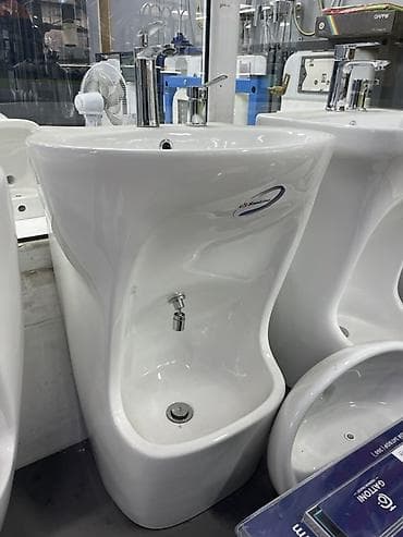 Трубы: Раковина для ванной, Особенности: Глянцевое, Овальная форма, Материал: Керамика — 1