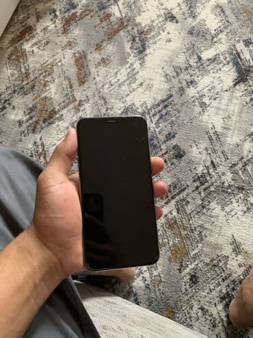 новый телефоны: IPhone Xs Max, 64 ГБ — 1