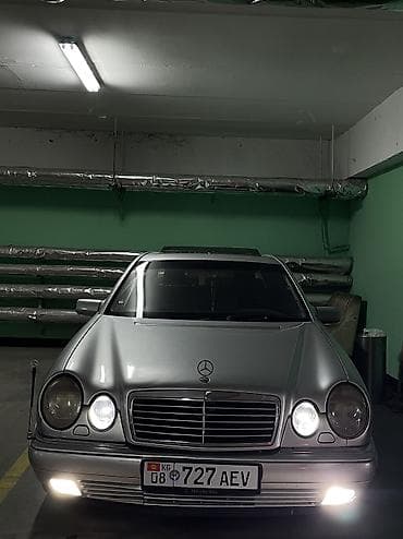 mers 212: Mercedes-Benz E-Class: 1998 г., 3.2 л, Механика, Бензин, Седан — 4
