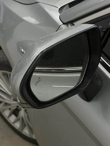 Toyota Camry: 2017 г., 2.5 л, Автомат, Гибрид, Седан — 3