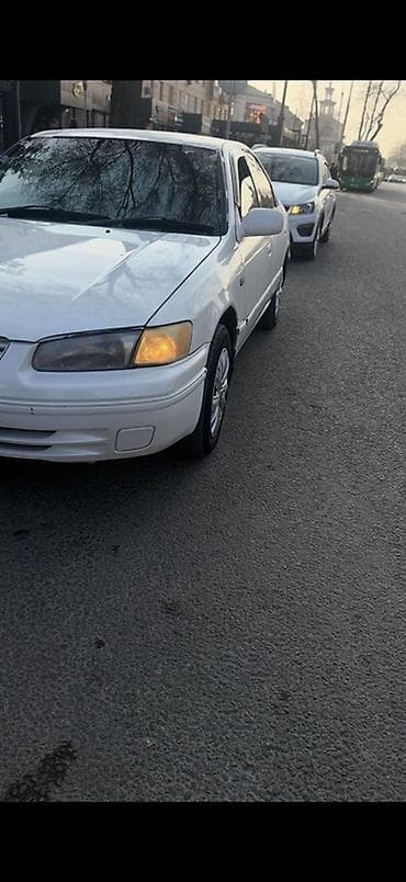 camry 1999: Toyota Camry: 1998 г., 2.2 л, Автомат, Бензин, Седан — 10