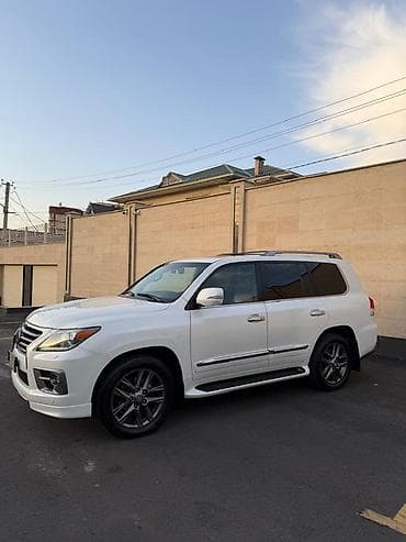 16 lt: Lexus LX: 2014 г., 5.7 л, Автомат, Бензин, Внедорожник — 5