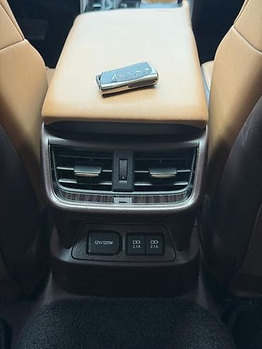 Lexus ES: 2021 г., Автомат, Бензин, Седан — 8