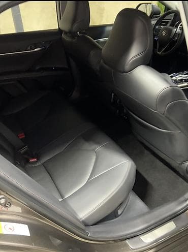 тайота гибрид: Toyota Camry: 2018 г., 2.5 л, Вариатор, Гибрид, Седан — 4