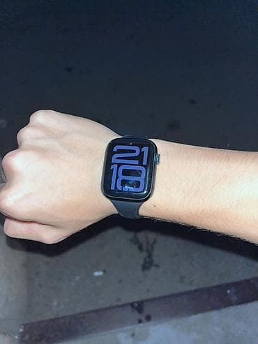 garmin 970 forerunner: Умные часы с прямоугольным экраном и черным спортивным ремешком. 8 — 2