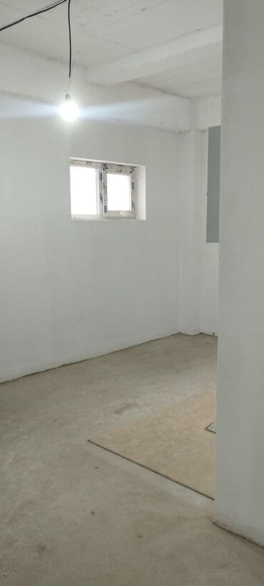 сдам в аренду коммерческую недвижимость: Сдается в аренду нежилое помещение площадью 20 м². Адрес Абдраева — 3