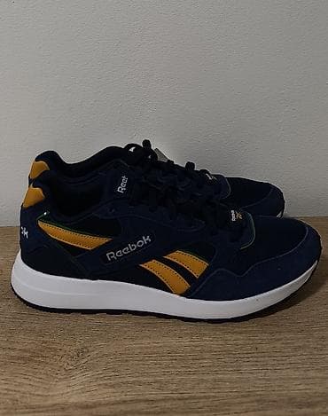 Эркектер кийими: Кроссовки Reebok (модель Running/Ретро-стиль) брендновые из Лондона — 1