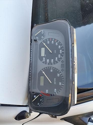 мониторы 5:4: Щиток приборов Volkswagen — 1