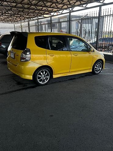 кирг шёлк: Honda Jazz: 2008 г., 1.4 л, Вариатор, Бензин, Хетчбек — 2
