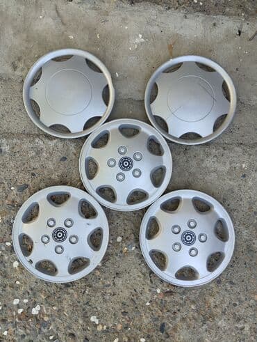 домкраты бу: Колпаки R 13, Б/у — 1